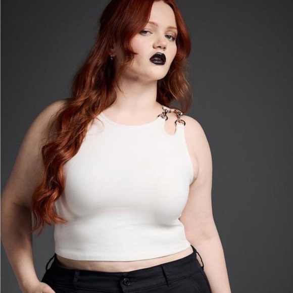 Torrid 3X Nightfall Foxy Metal Clasp Cropped Plus Tank Top NWT - Picture 3 of 9